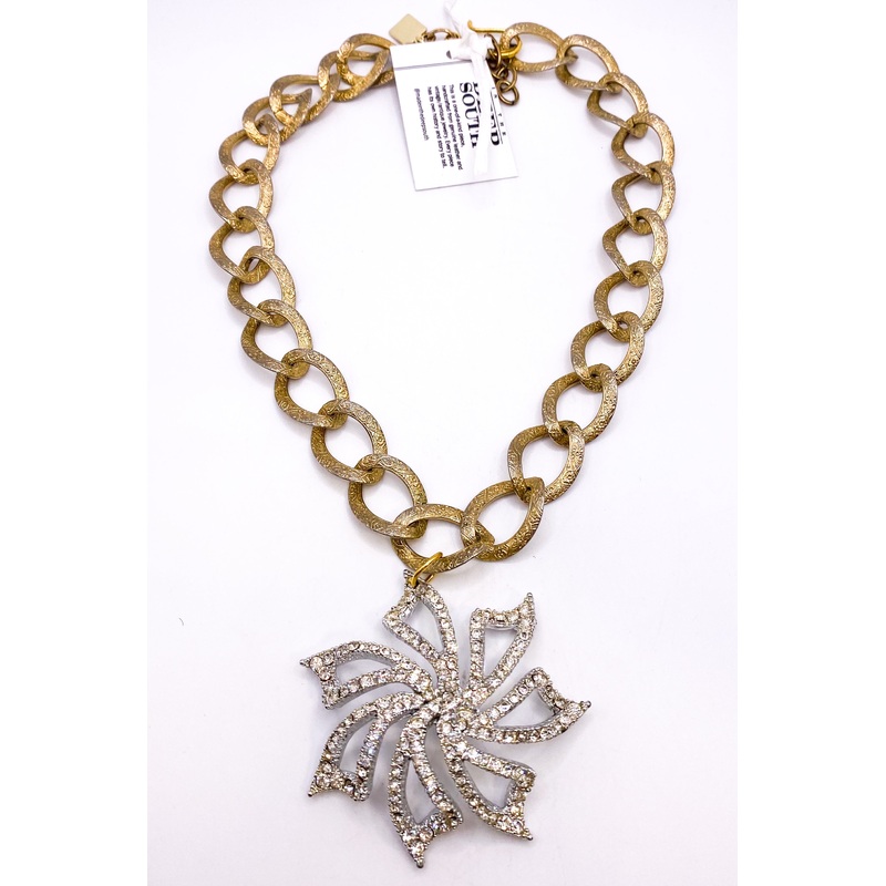 1950s Brooch & Chain | Made In The Deep South