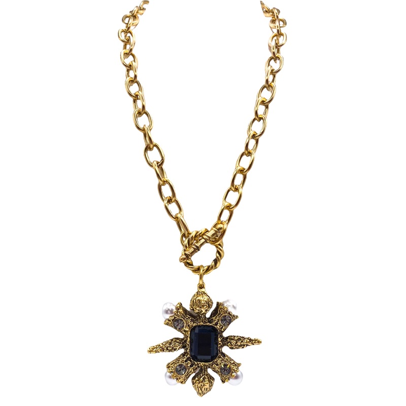 Black Stone Pendant Necklace | Yochi – FINAL SALE