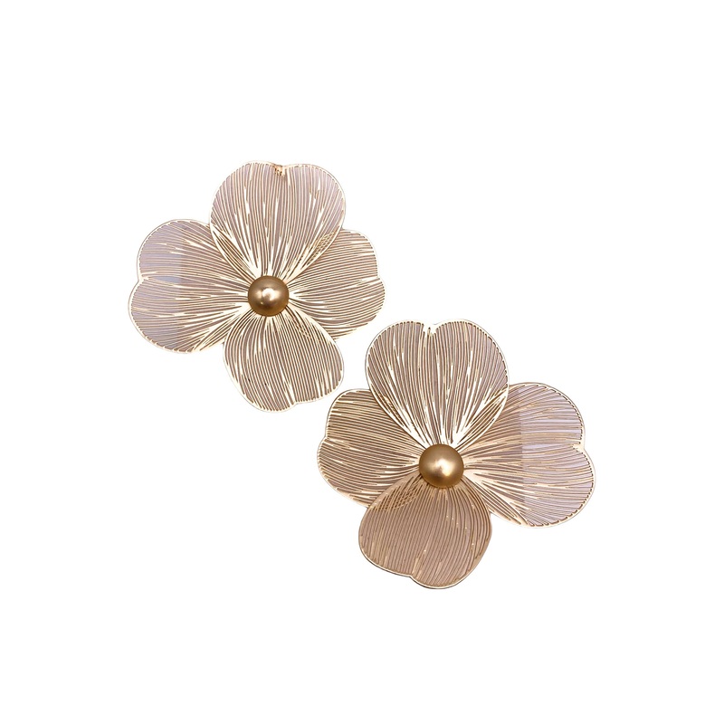 Buy Me Flowers Earring – SALE|Matte Gold