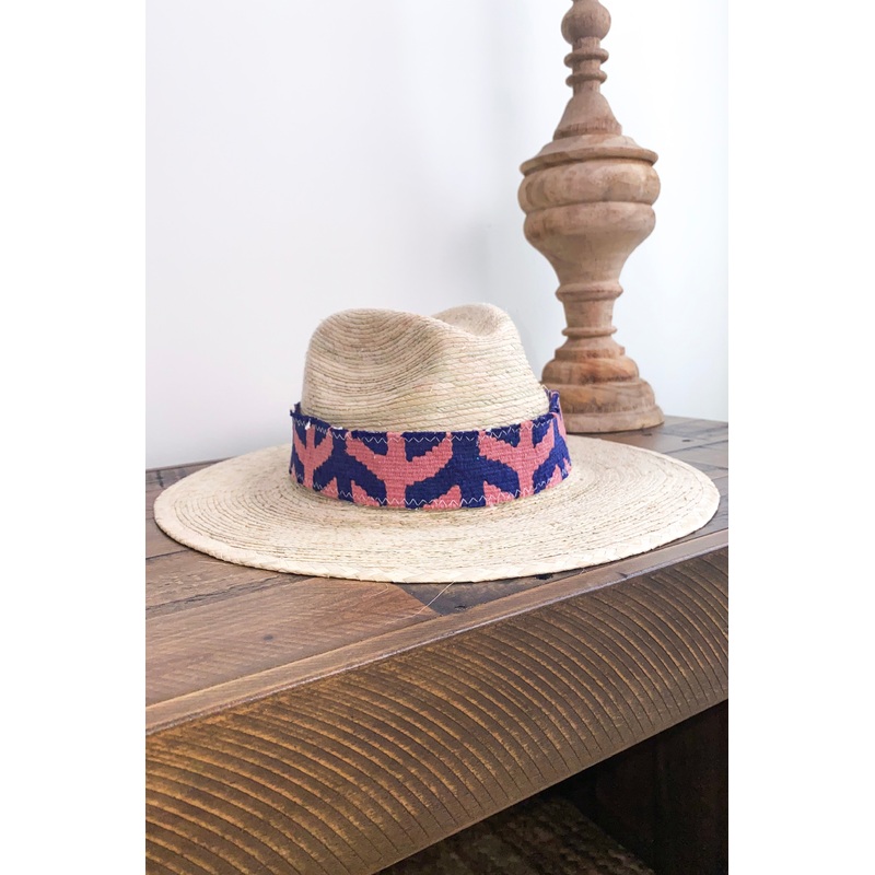 Straw Hat w/Band – 30