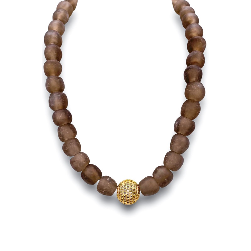 Lost Control Necklace – Taupe | Virtue