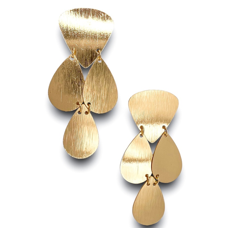 Beyond Me Earring – FINAL SALE