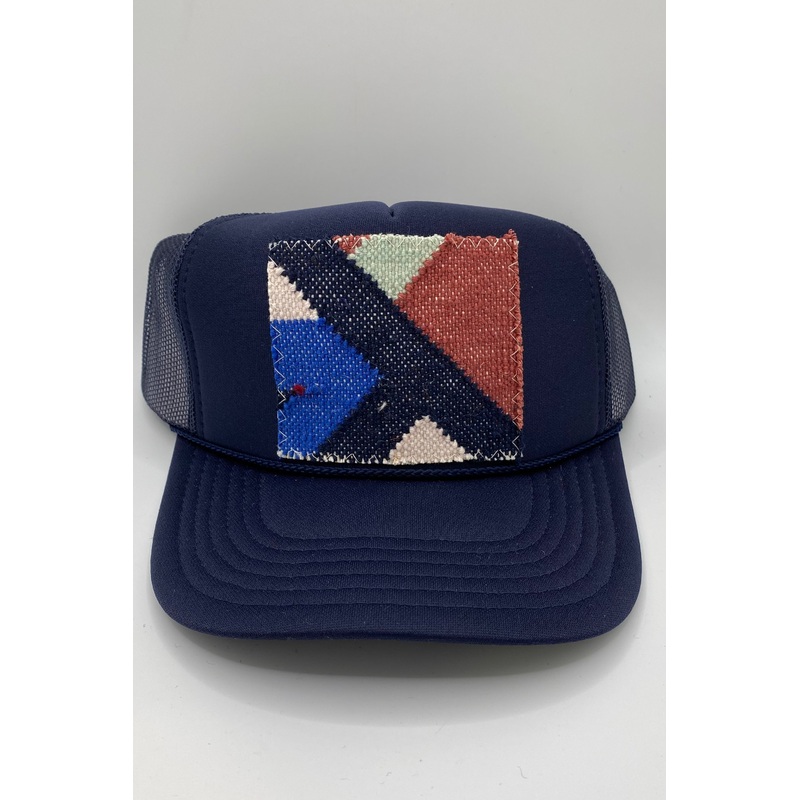 Kilim Trucker Hat – Navy 190