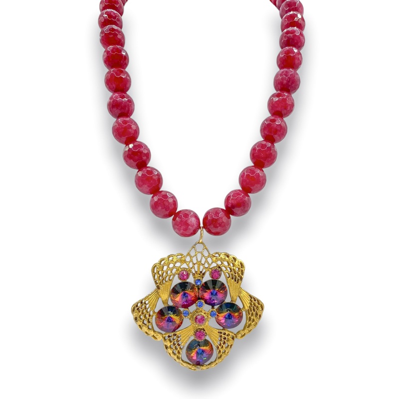 Made In The Deep South 1960s Brooch 1960s Ruby Jade Necklace