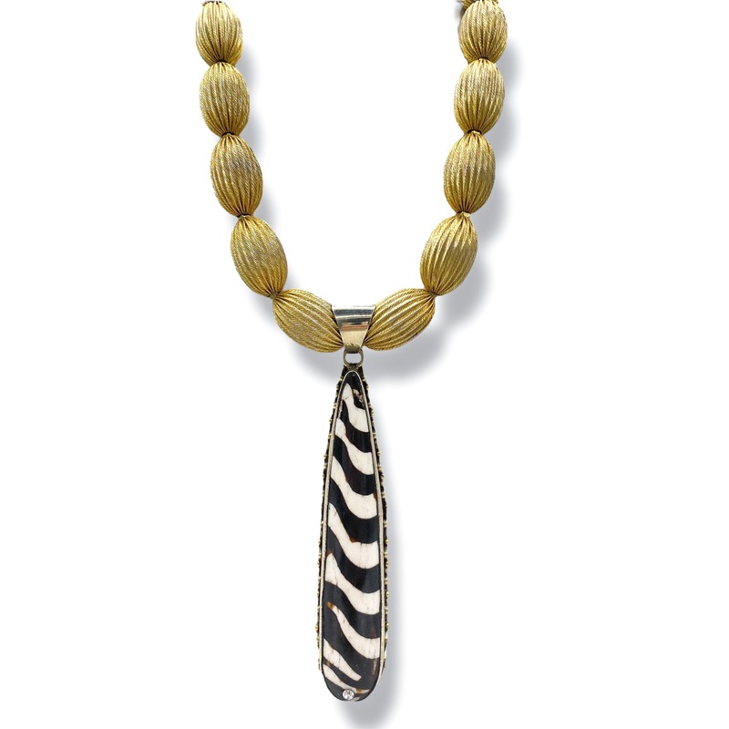 Made In The Deep South 1970s Bone Pendant Necklace
