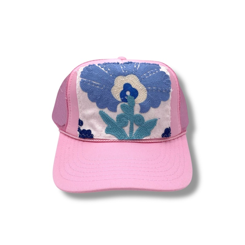 Kilim Trucker Hat – Baby Pink 39