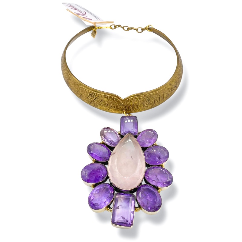 Made In The Deep South 1970s Pendant Choker Necklace