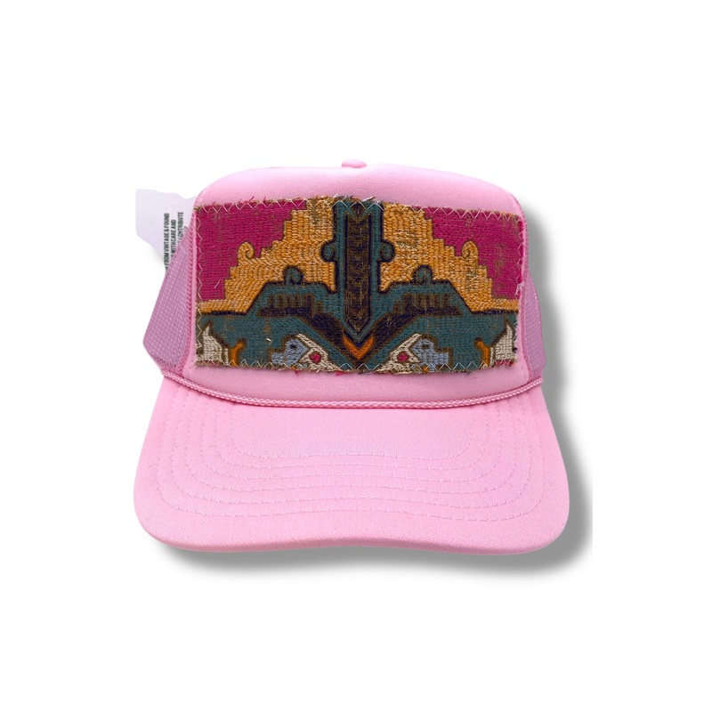 Kilim Trucker Hat – Baby Pink 34