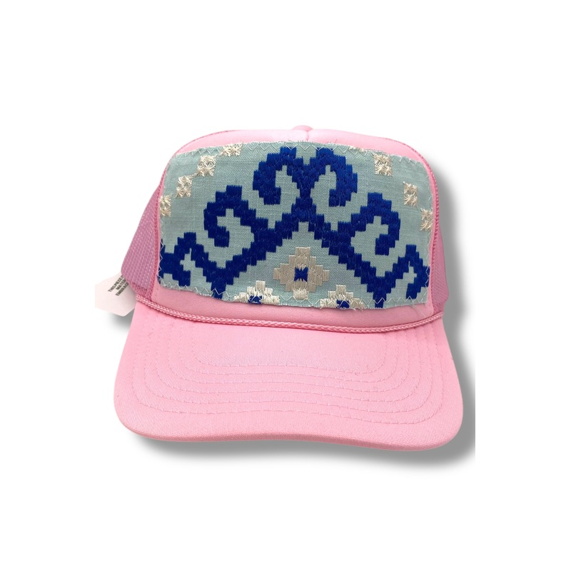 Kilim Trucker Hat – Baby Pink 37
