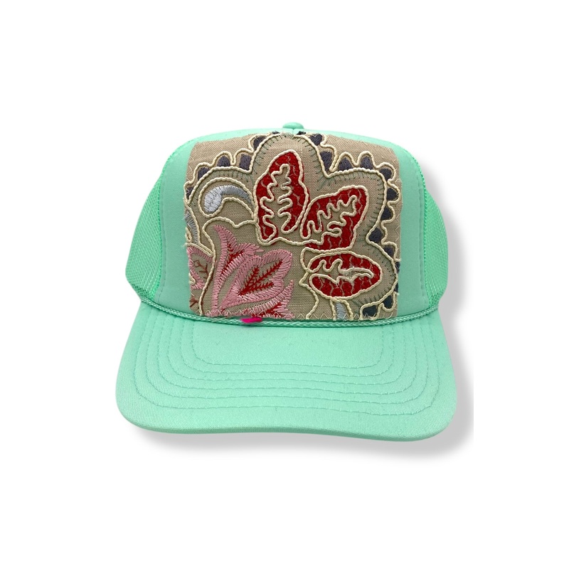 Kilim Trucker Hat – Seafoam 32