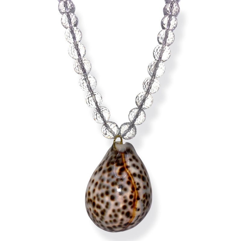 Made In The Deep South 1960s Cowrie Shell 1940s Quartz Necklace