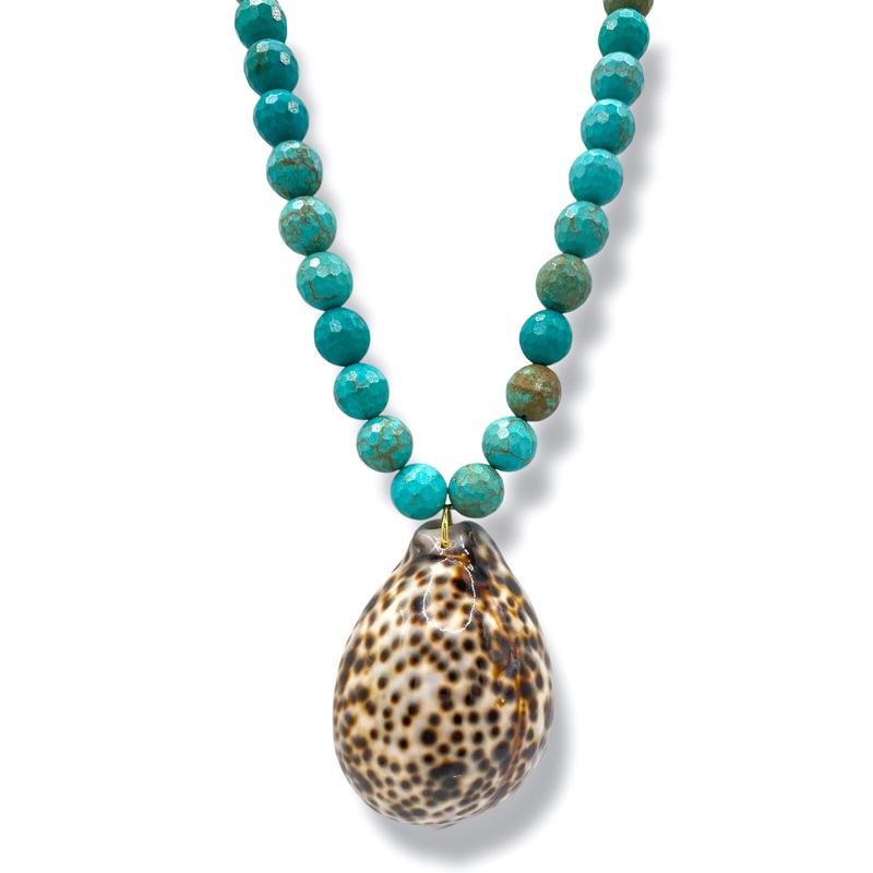 Made In The Deep South 1960s Cowrie Shell 1960s Turquoise Bead Necklace
