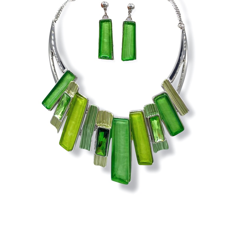 The Right Point Green Statement Necklace