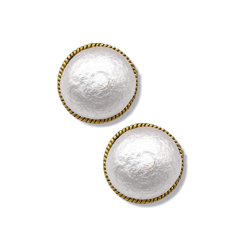 Yochi Peaceful Pearl Earrings