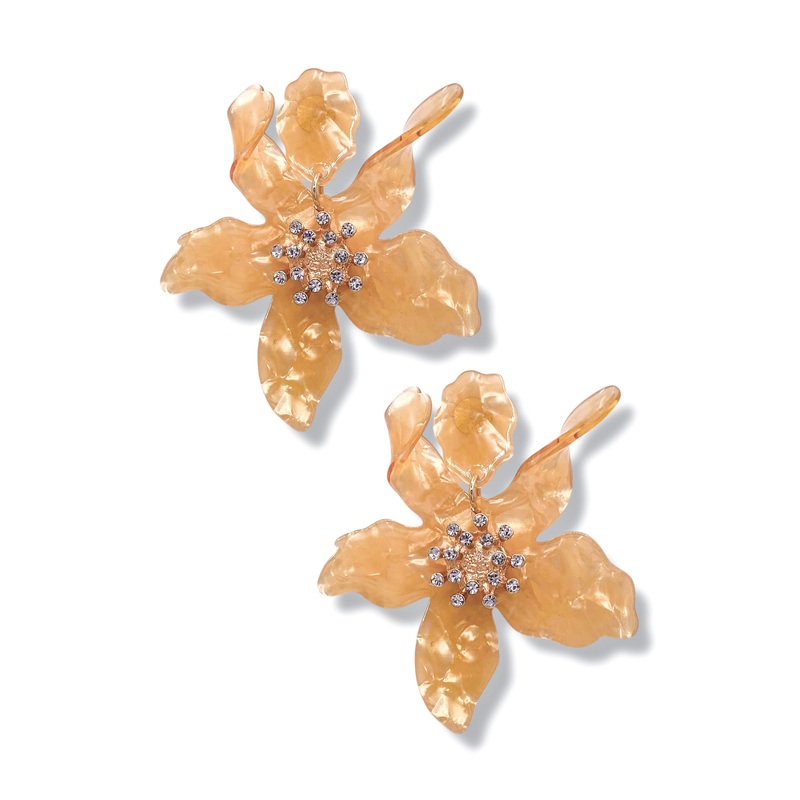 Cassie Natural Flower Acrylic Earrings