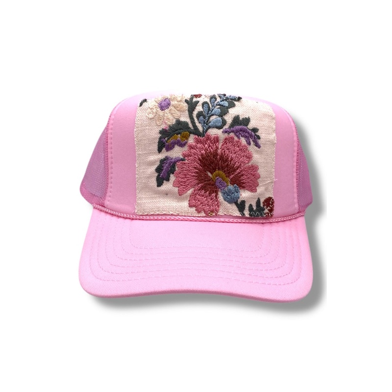 Kilim Trucker Hat – Baby Pink 107