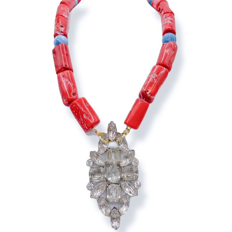 1920s Brooch Red Coral & Apatite Beads