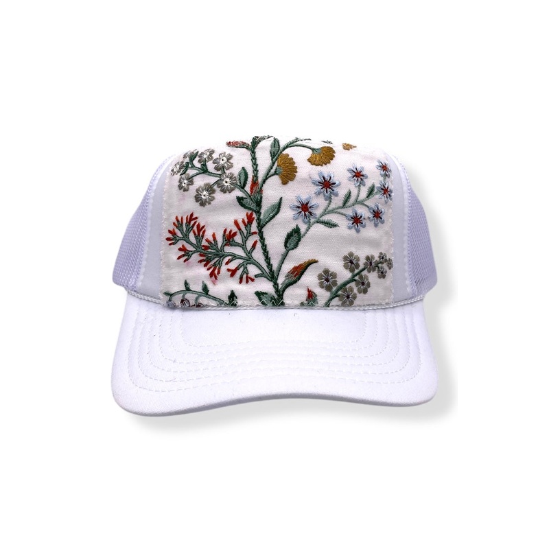Kilim Trucker – White 395