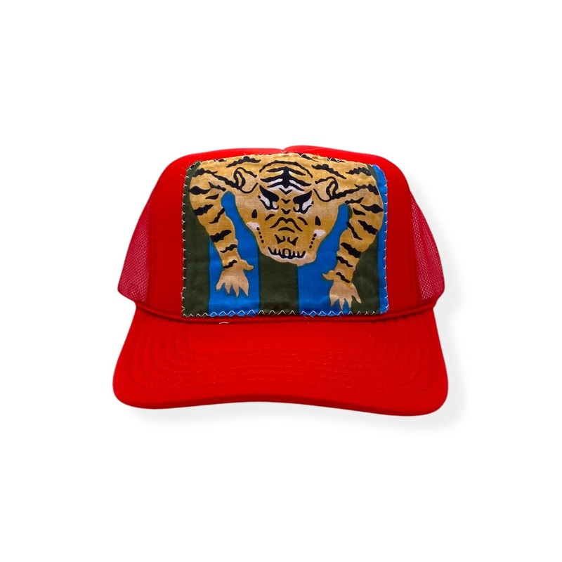 Kilim Trucker Hat – Red 196