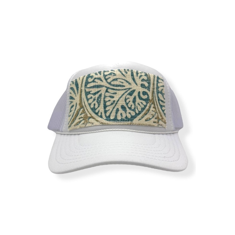 Kilim Trucker – White 338