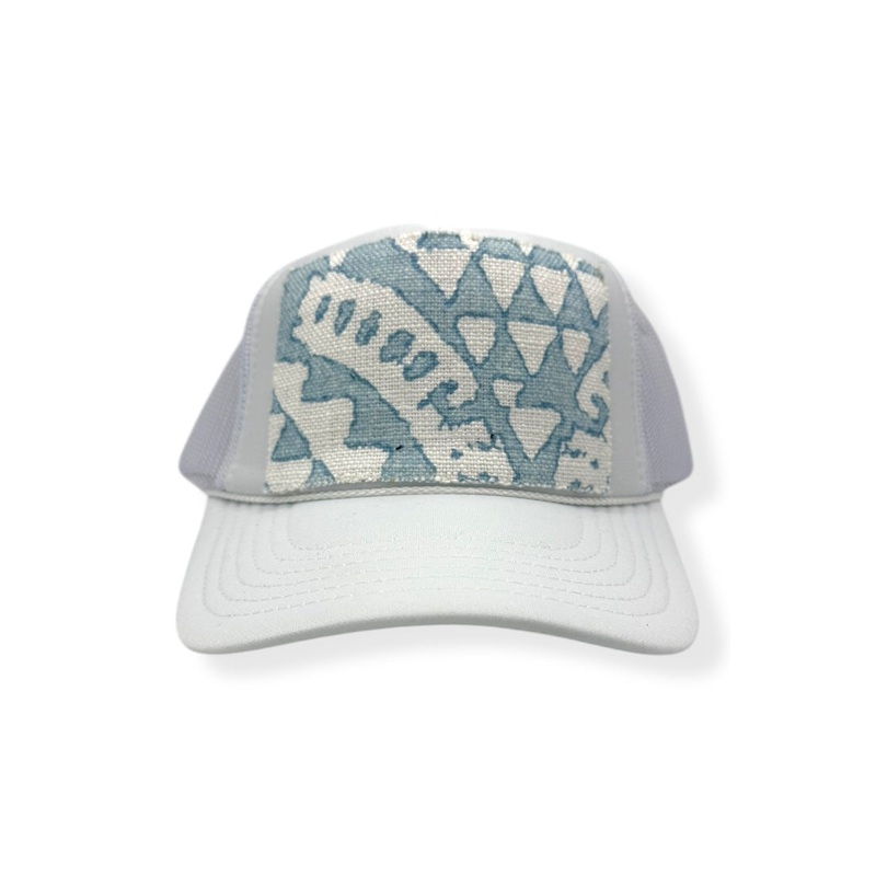 Kilim Trucker – White 348