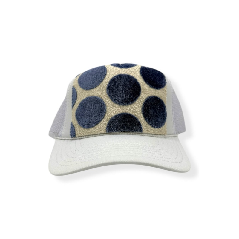 Kilim Trucker – White 373