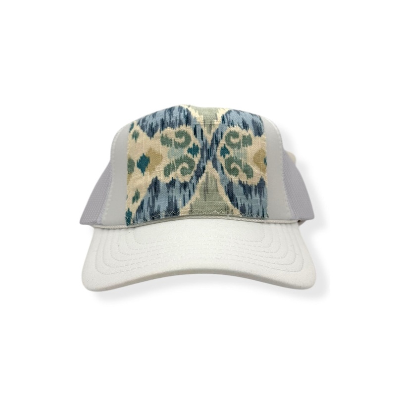 Kilim Trucker – White 376