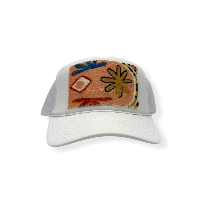 Kilim Trucker – White 352