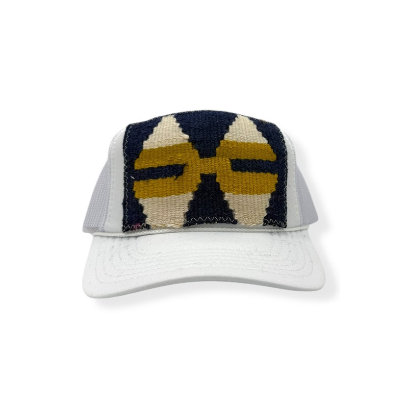 Kilim Trucker – White 419