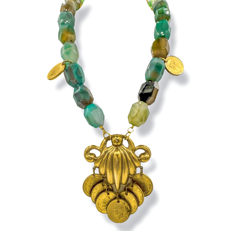 Made in the Deep South 1920s Brooch 1960s Agate Necklace