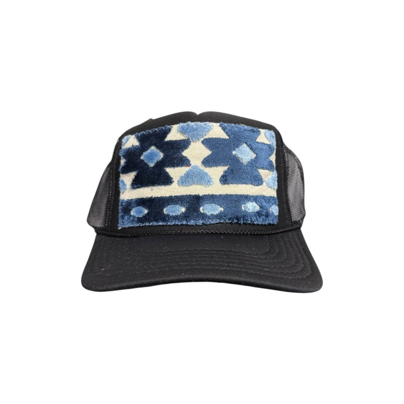 Kilim Trucker Hat – Black 383