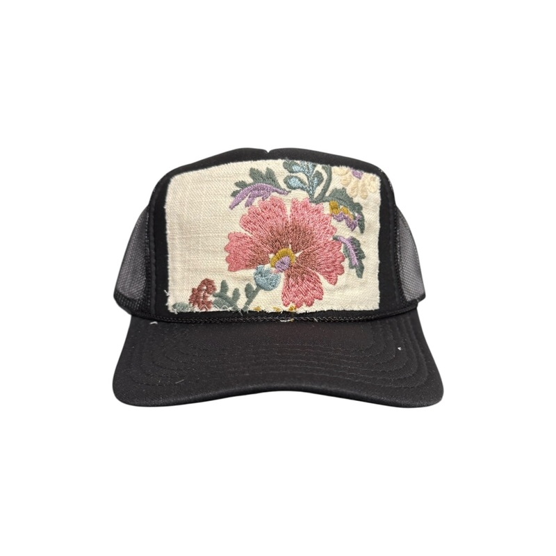 Kilim Trucker Hat – Black 384