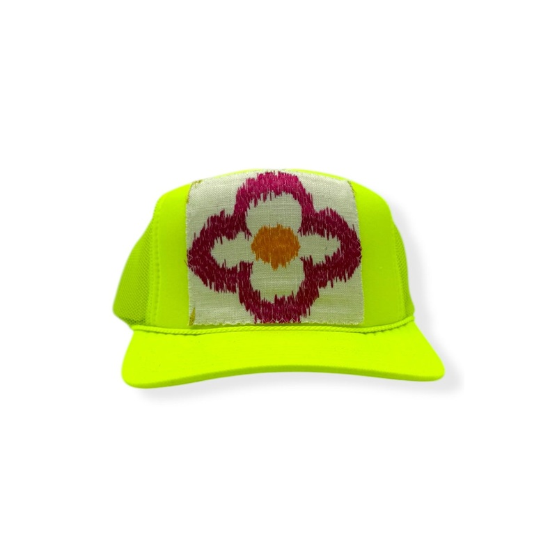 Kilim Trucker Hat – Neon Yellow 22