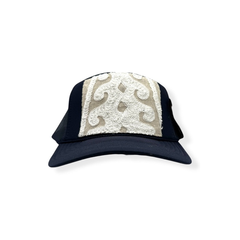 Kilim Trucker Hat – Navy 215
