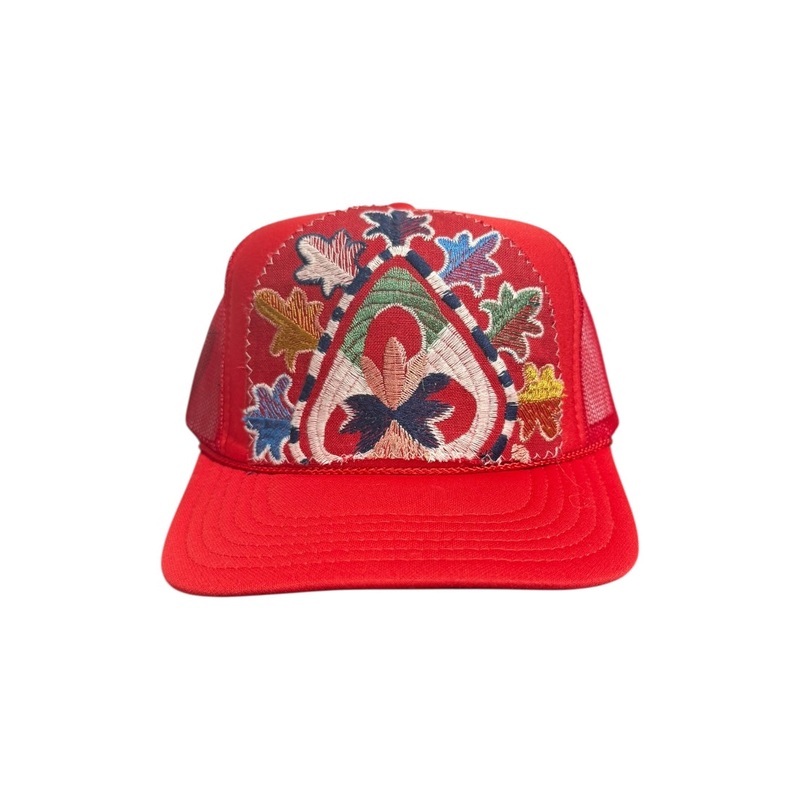 Kilim Trucker Hat – Red 299