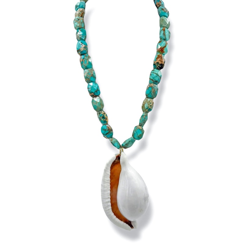 Made in the Deep South 1960s Shell 1960s Necklace *Final Sale*