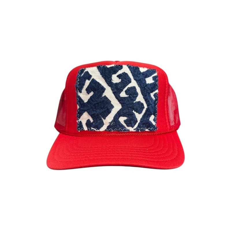 Kilim Trucker Hat – Red 304