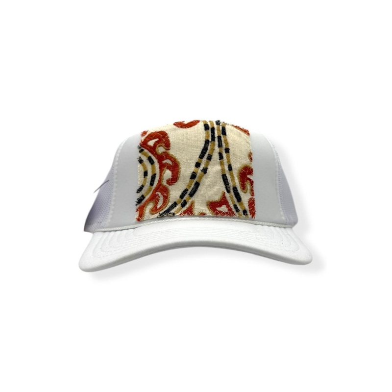 Kilim Trucker – White 441