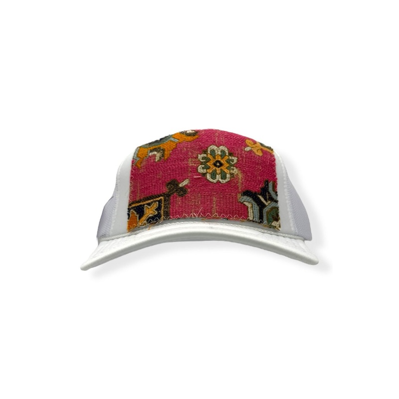 Kilim Trucker – White 447