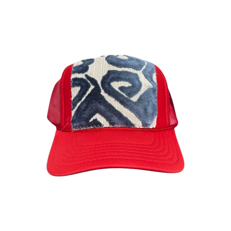 Kilim Trucker Hat – Red 273