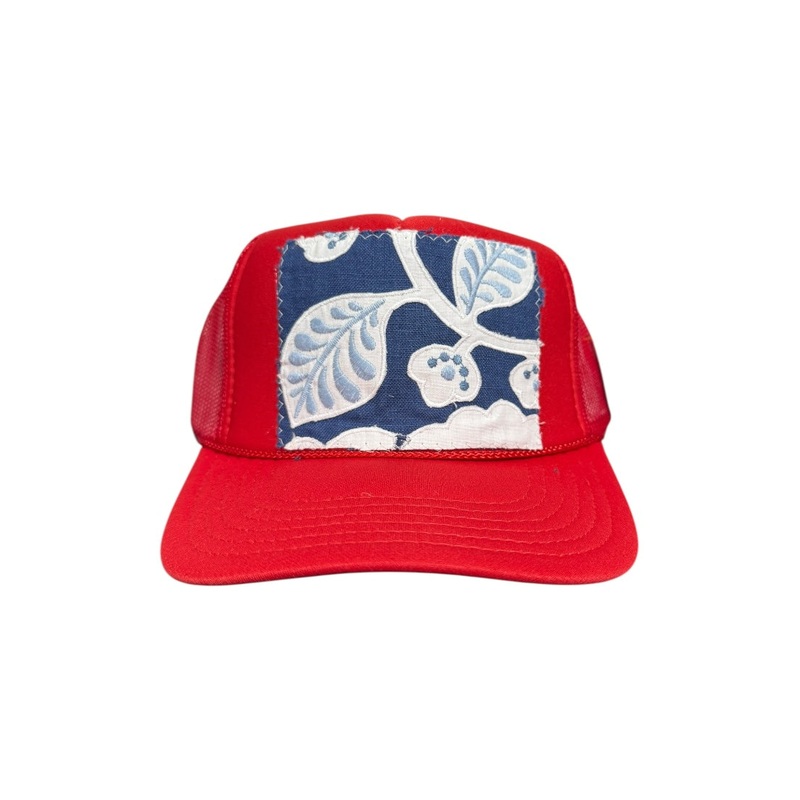Kilim Trucker Hat – Red 280