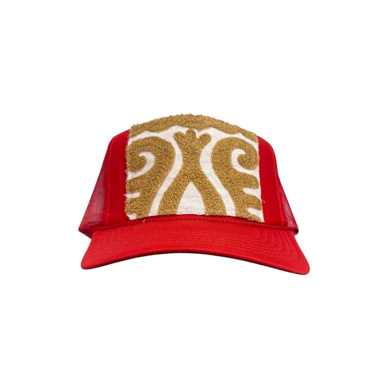 Kilim Trucker Hat – Red 310