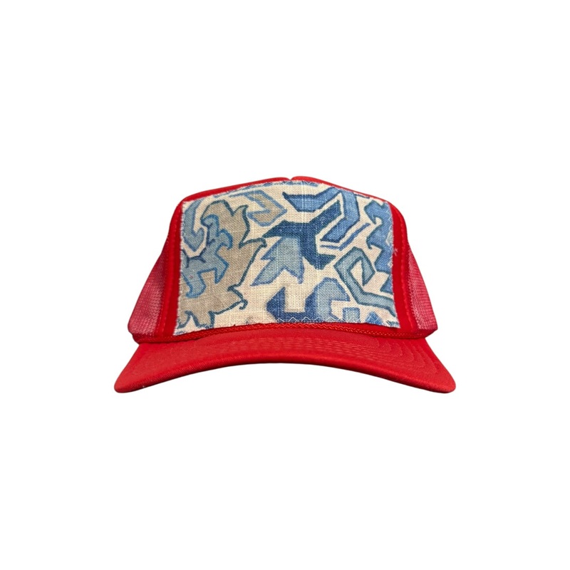 Kilim Trucker Hat – Red 323