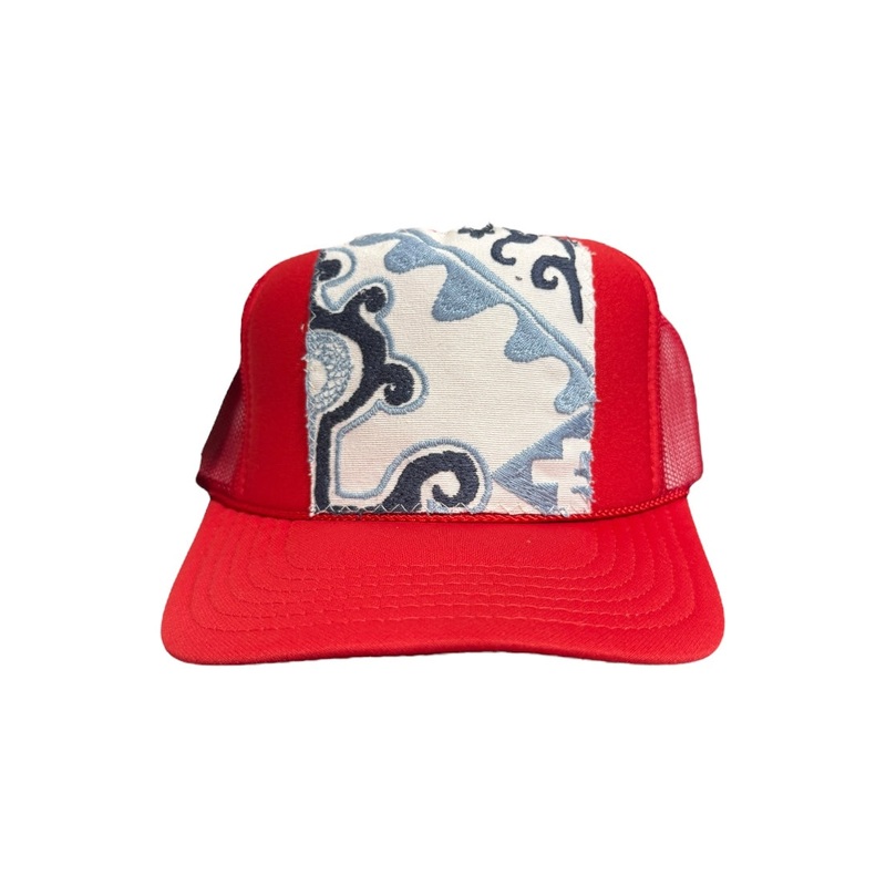 Kilim Trucker Hat – Red 303