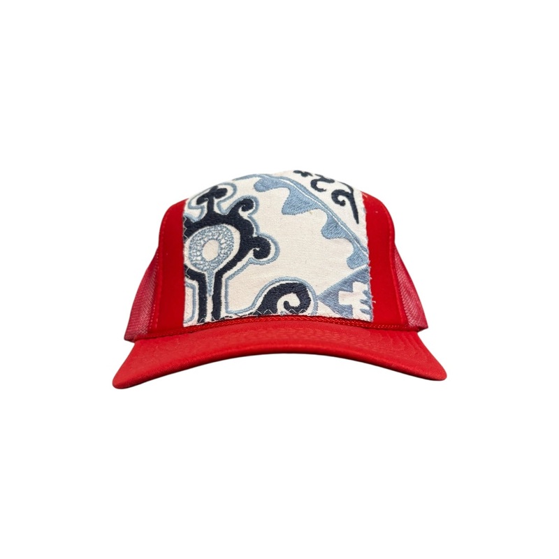 Kilim Trucker Hat – Red 305
