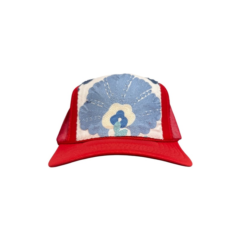Kilim Trucker Hat – Red 322