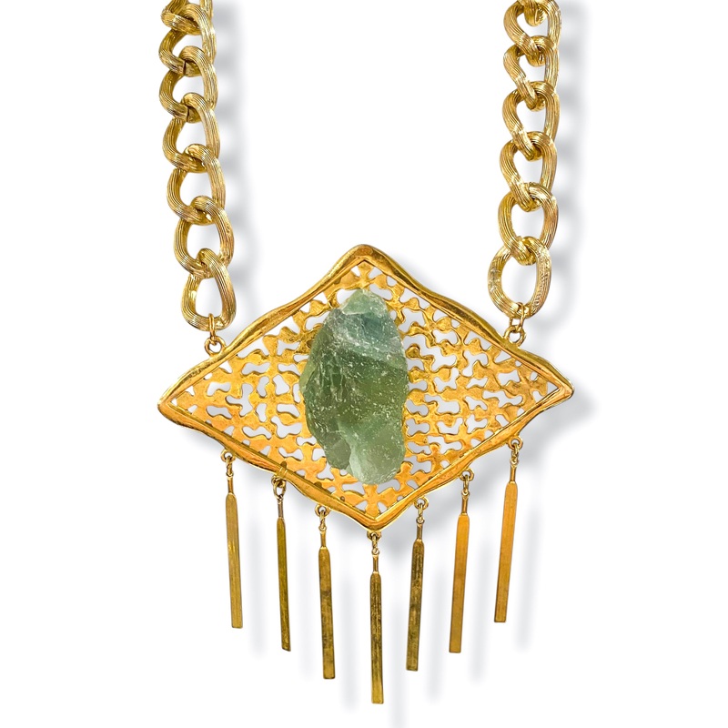 Made in the Deep South 1970s Pendant Fluorite Raw Stone 1960s Chain Necklace