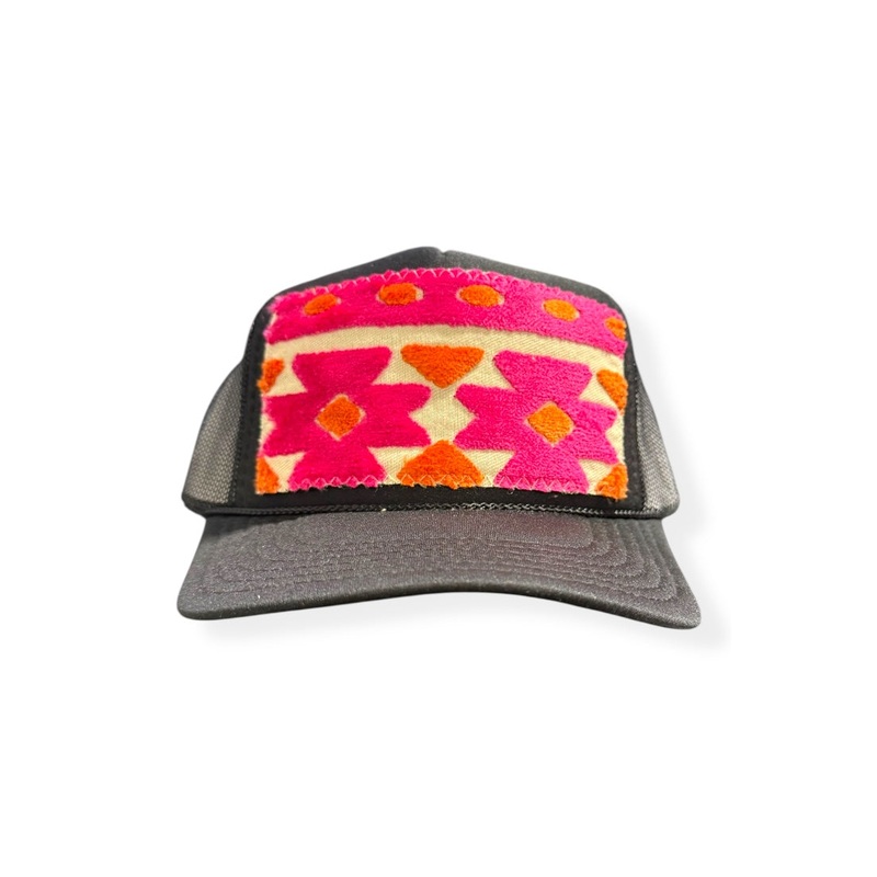 Kilim Trucker Hat – Black 434