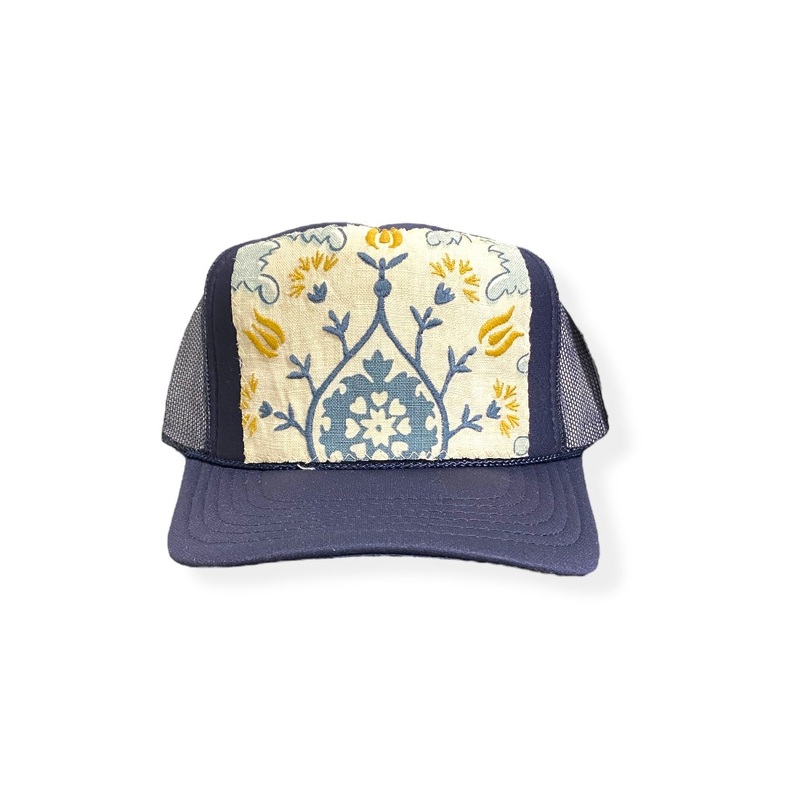 Kilim Trucker Hat – Navy 238