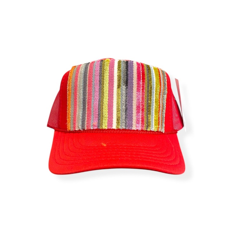 Kilim Trucker Hat – Red 327